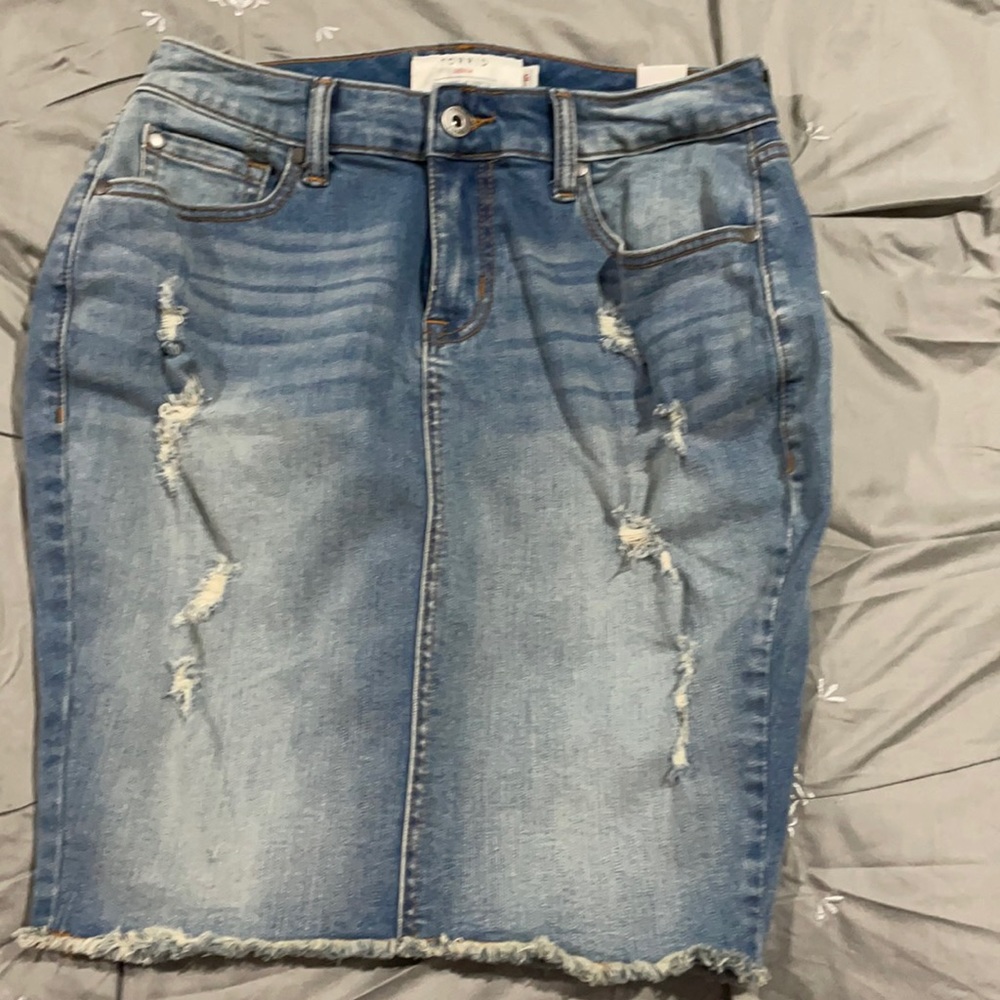 Tortured distressed denim skirt 10